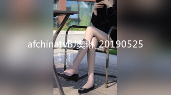 学校女厕全景偷拍JK裙美女的极品嫩鲍鱼